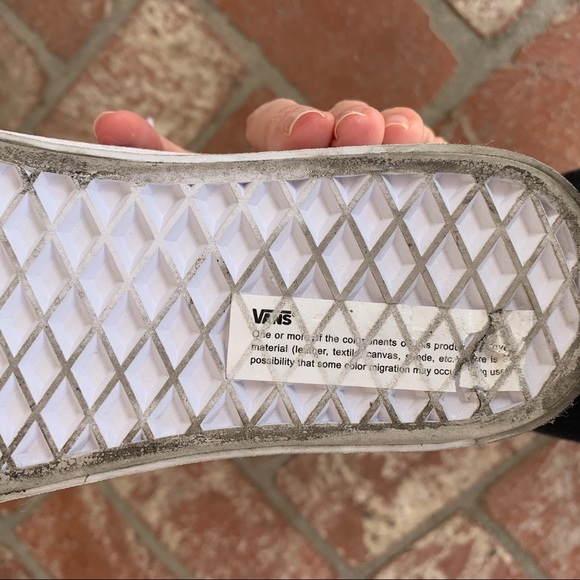 Vans Women’s 6.5- hardly worn! - Picture 4 of 4